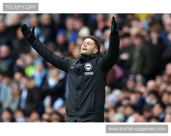 许尔策勒称曼联前锋具威胁 提醒球队全场警惕谢什科 许尔策勒称曼联前锋具威胁 提醒球队全场警惕谢什科